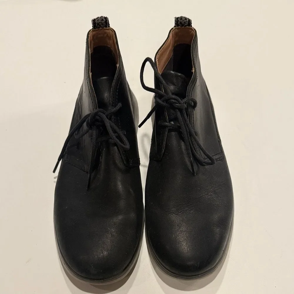 UGG Men's Black Chukka Boots